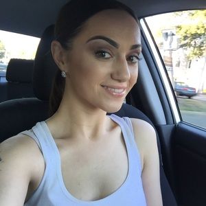 Meet your Posher, Marissa